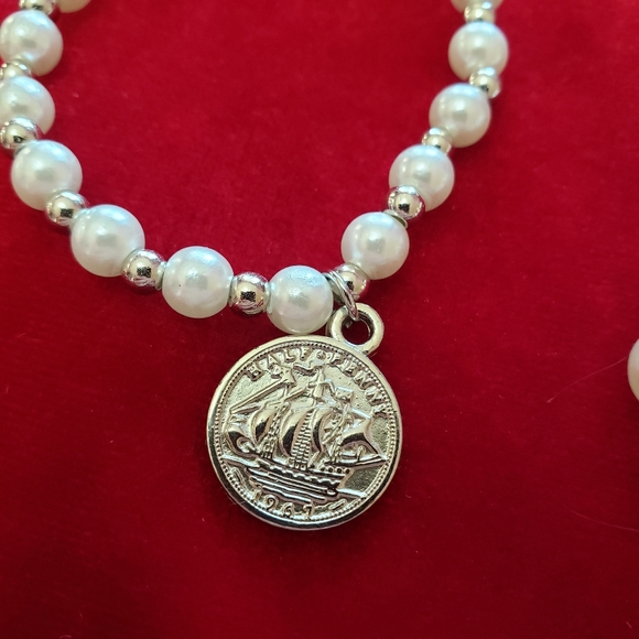 Multiple silver and white tone faux Pearl bracelets with charms - Picture 4 of 7